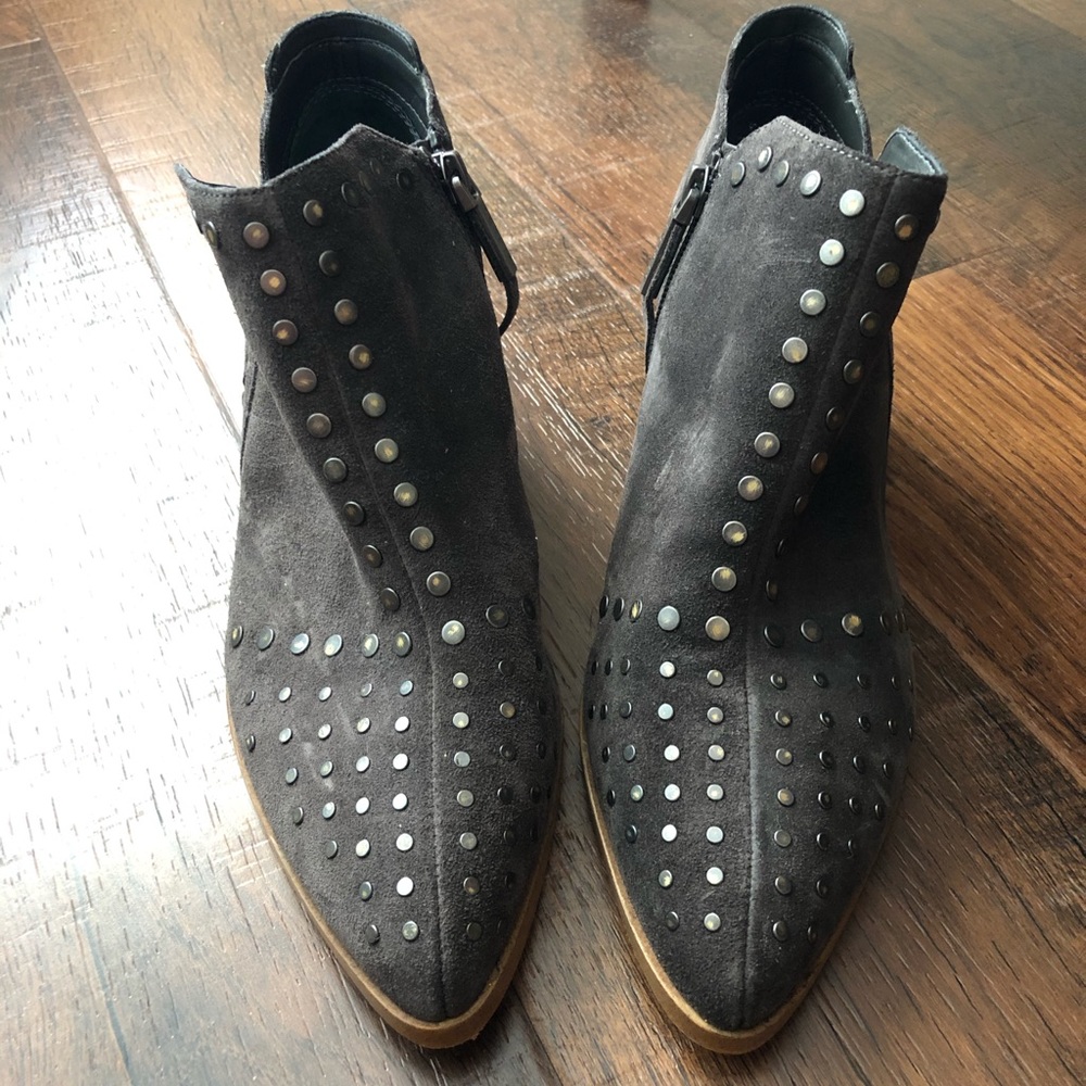 Lola studded bootie